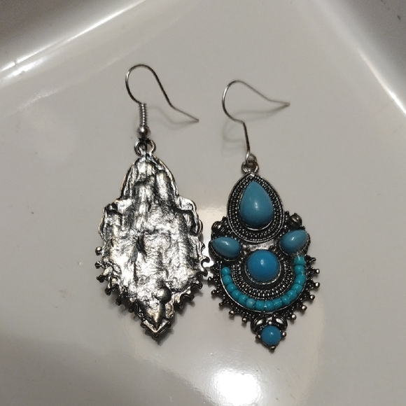 Turquoise/Silver And Blue/Silver Teardrop. Orange/Red Chandelier Style - Picture 4 of 9